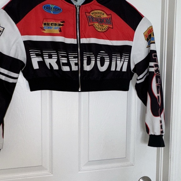 Letter Print Crop Jacket - Spring Fall Fashion Size XS - Picture 2 of 8